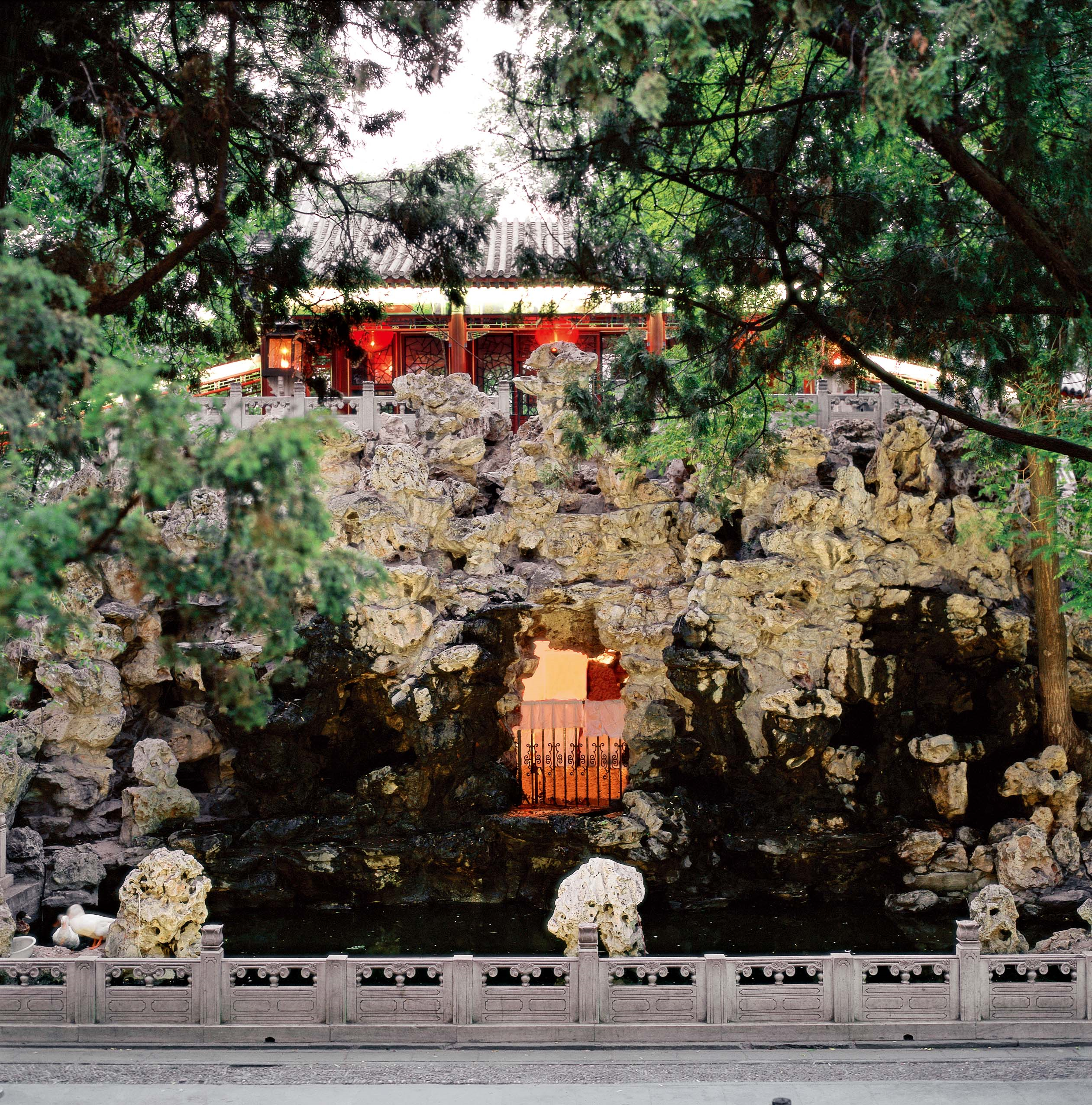 滴翠岩-文化和旅游部恭王府博物馆