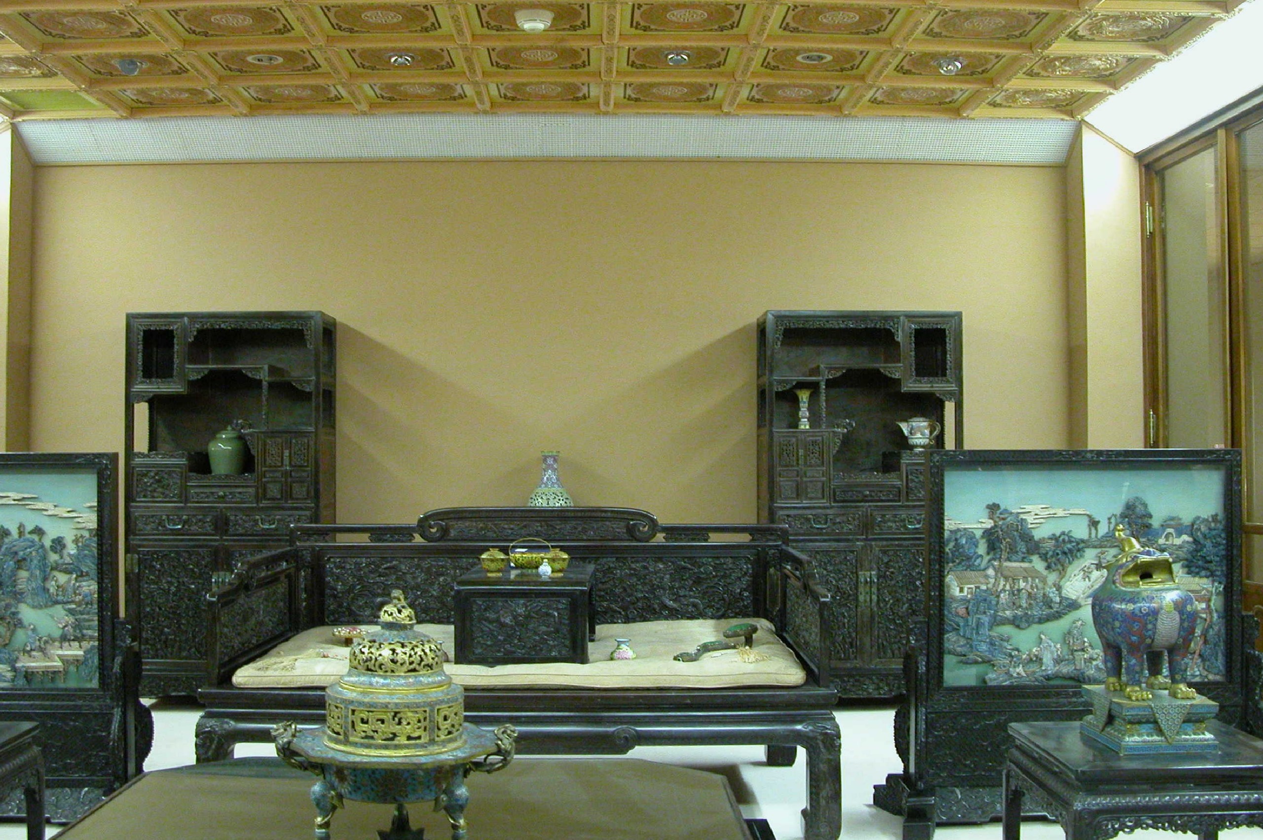 台北故宫收藏的恭王府家具