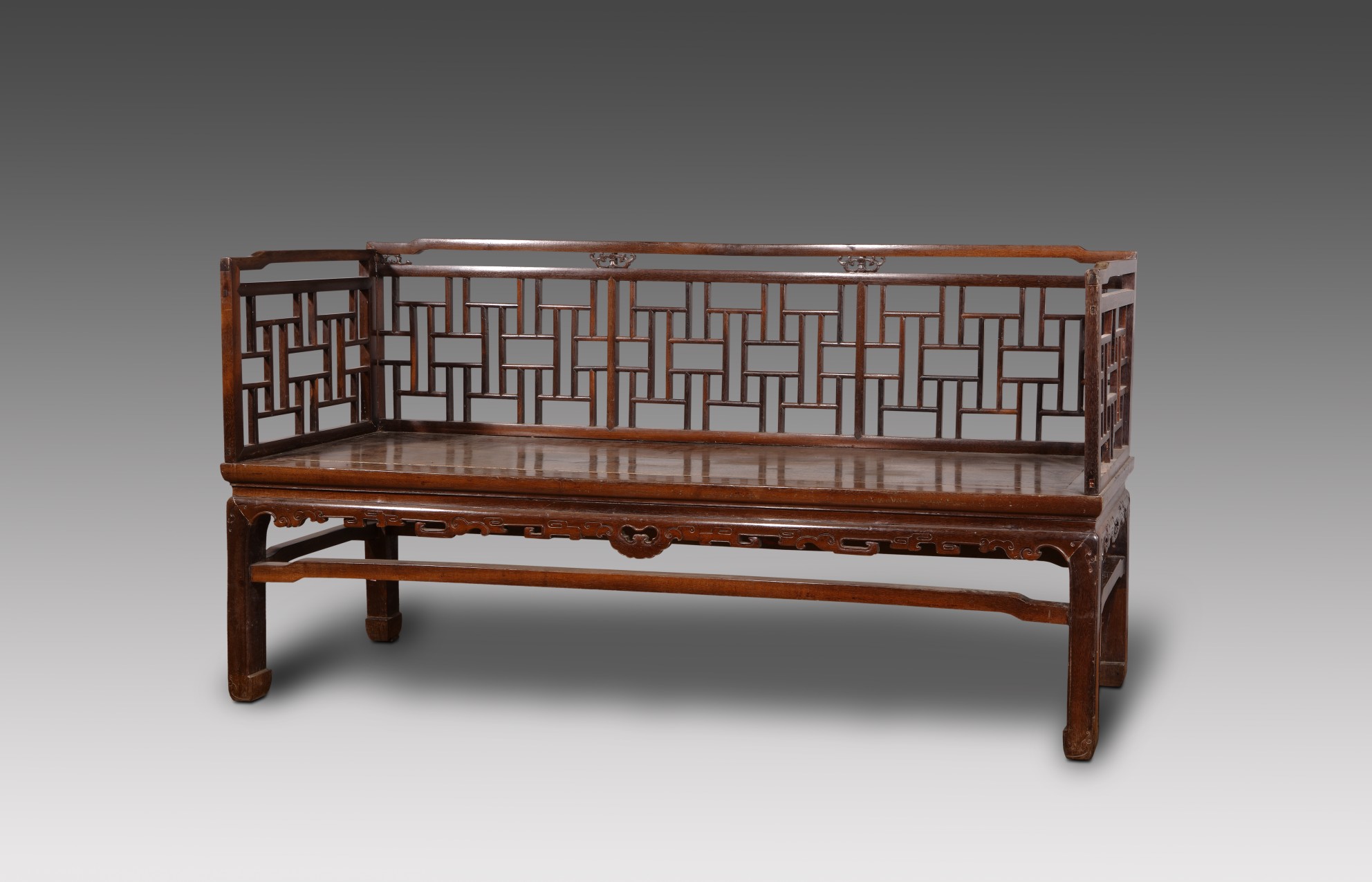 鸡翅木棂格围屏长椅